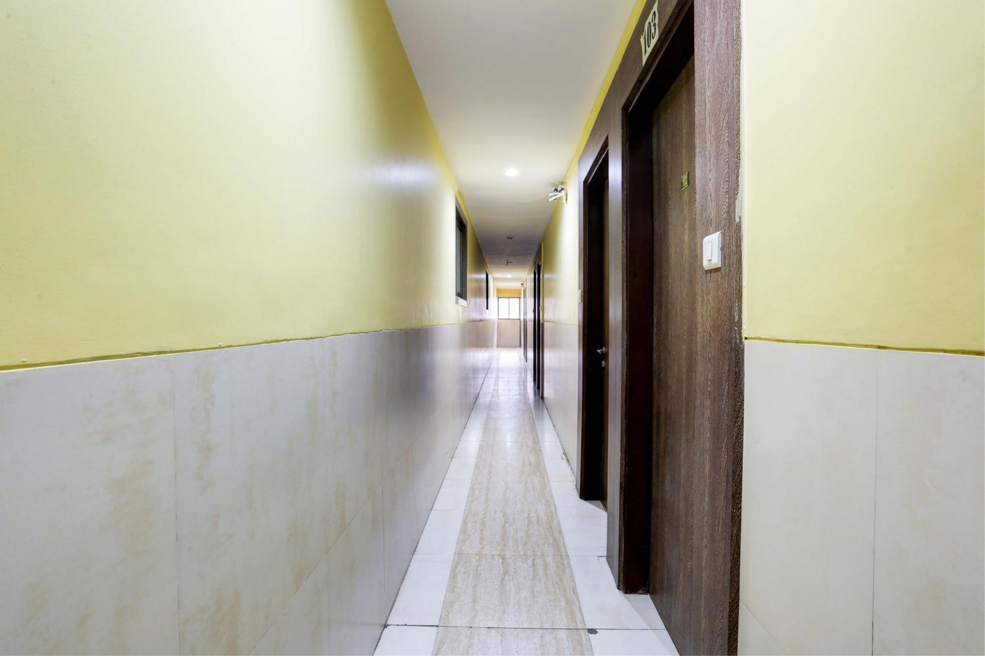 Super Hotel O Yatri Yadgar Navi Mumbai Exterior photo